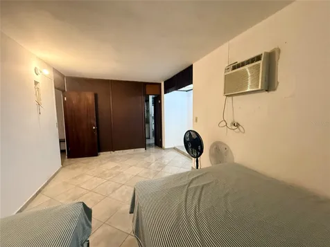 T-10 Mckinley Guaynabo PR 00969