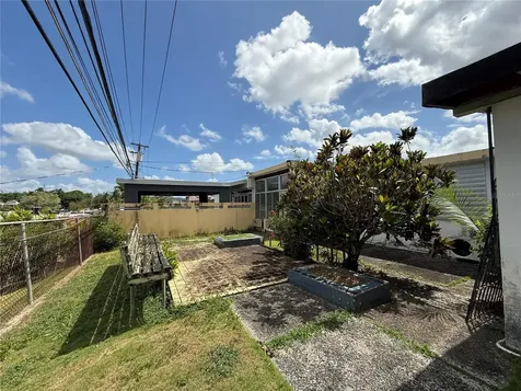 T-10 Mckinley Guaynabo PR 00969