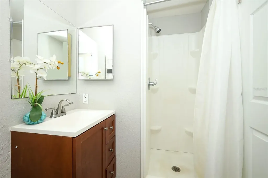 2416 Tamarind Drive Edgewater FL 32141