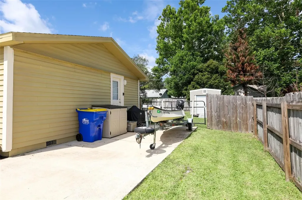 2416 Tamarind Drive Edgewater FL 32141