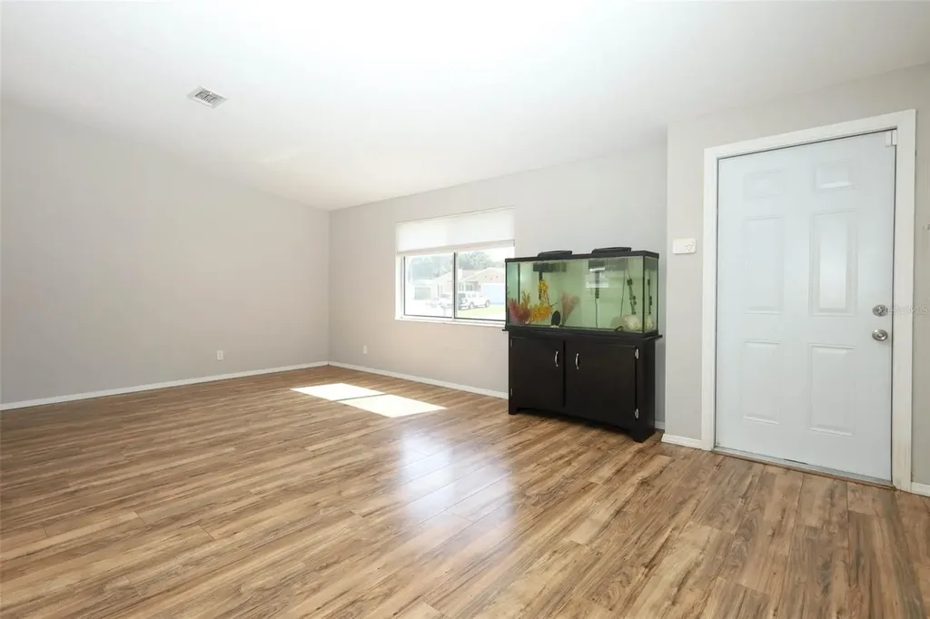 2416 Tamarind Drive Edgewater FL 32141