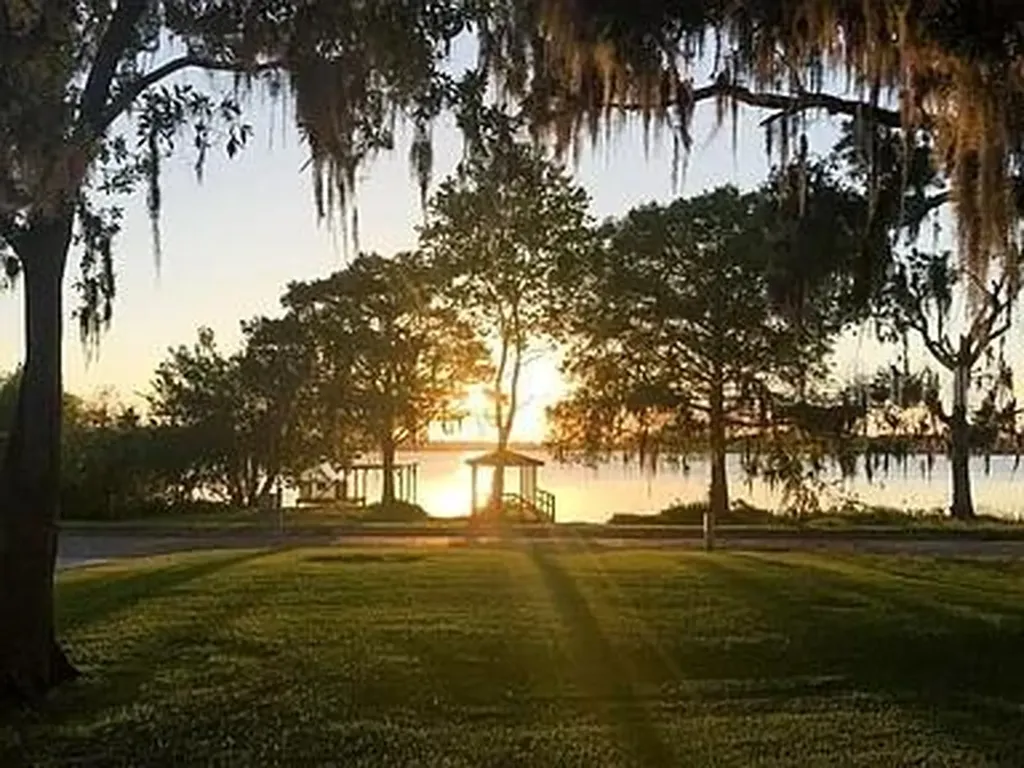 250 Killarney Winter Park FL 32789
