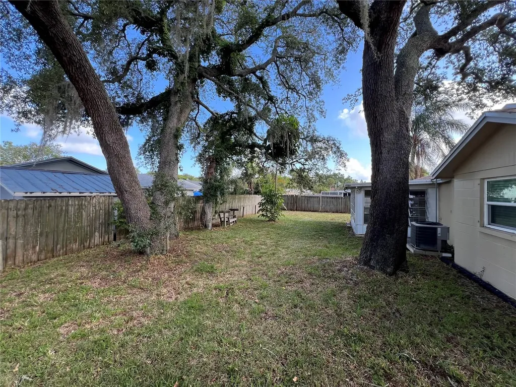 1014 Stonefence Way Tarpon Springs FL 34689
