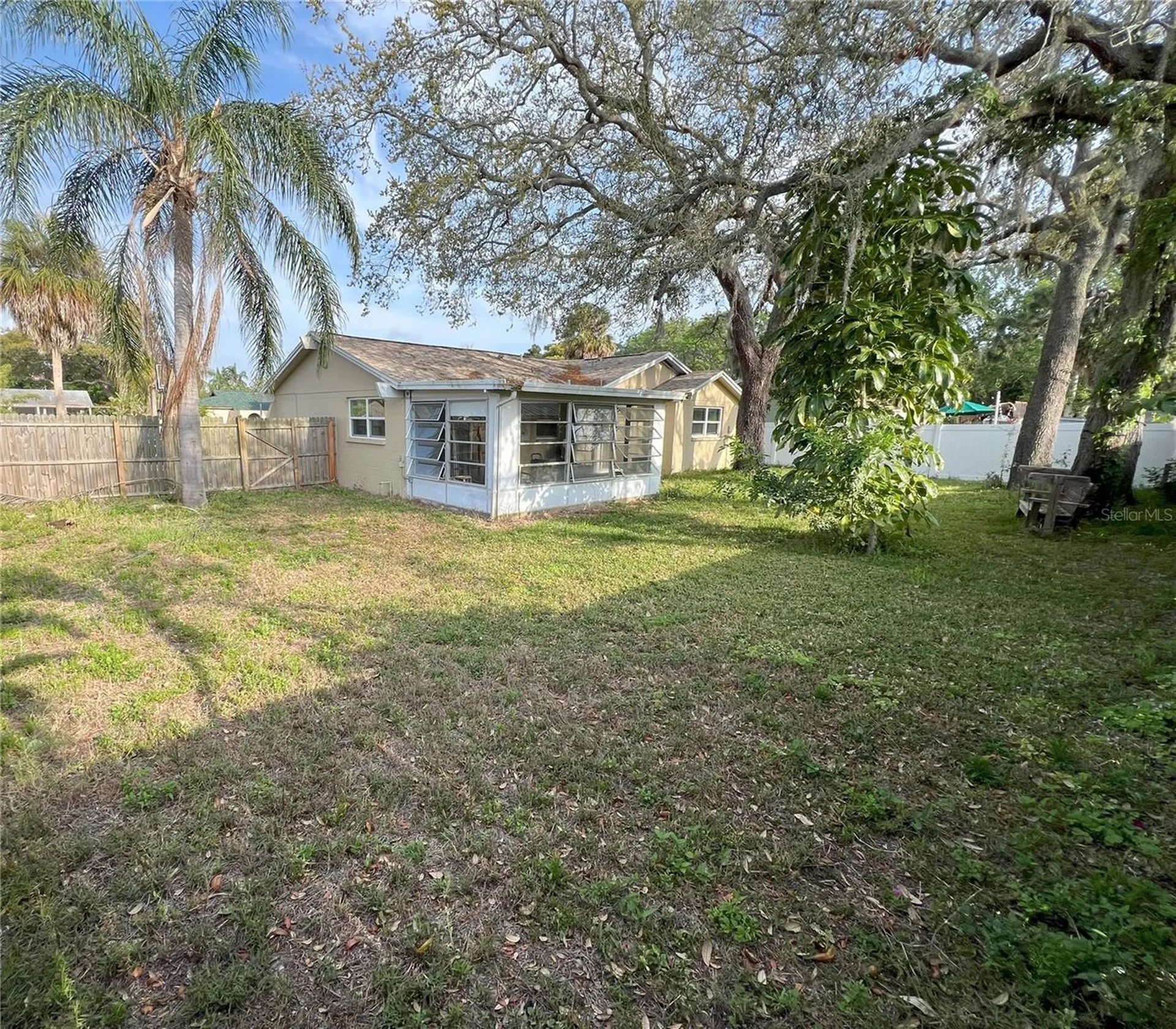 1014 Stonefence Way Tarpon Springs FL 34689