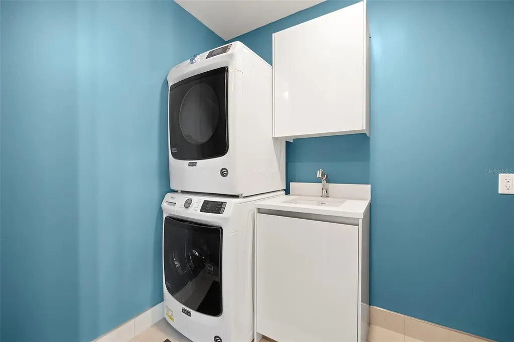 2900 W Bay To Bay Boulevard Tampa FL 33629