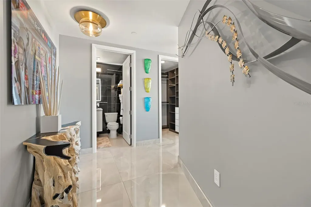 2900 W Bay To Bay Boulevard Tampa FL 33629