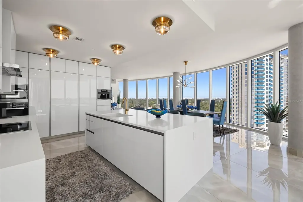 2900 W Bay To Bay Boulevard Tampa FL 33629