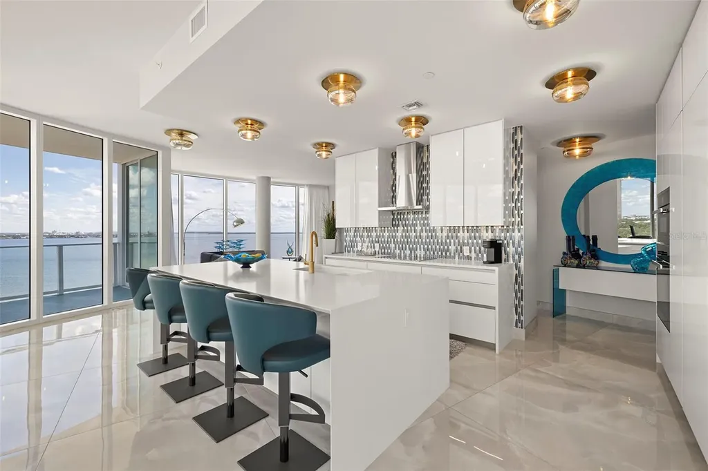 2900 W Bay To Bay Boulevard Tampa FL 33629