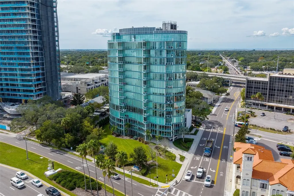 2900 W Bay To Bay Boulevard Tampa FL 33629