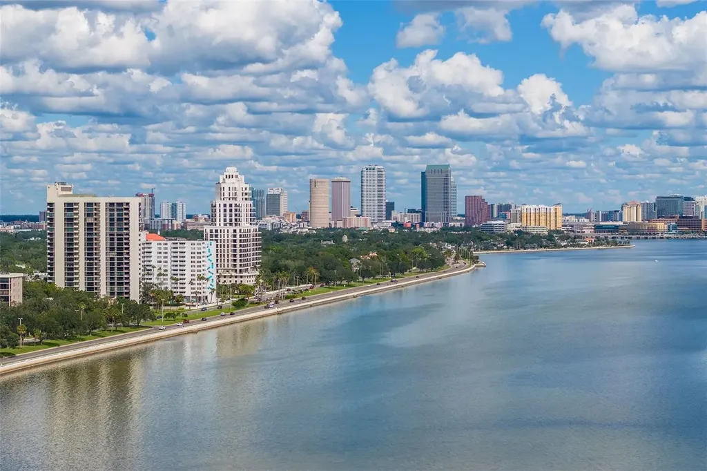 2900 W Bay To Bay Boulevard Tampa FL 33629