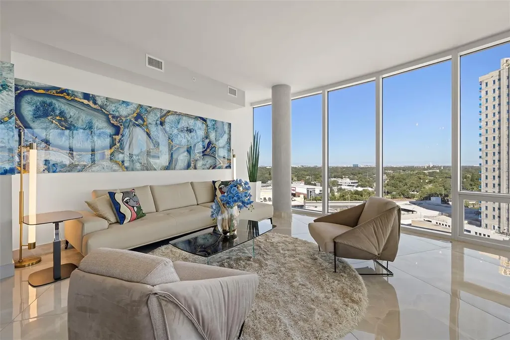 2900 W Bay To Bay Boulevard Tampa FL 33629