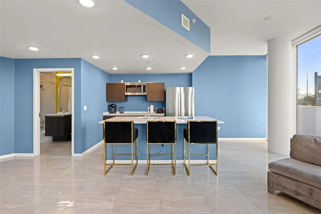 2900 W Bay To Bay Boulevard Tampa FL 33629