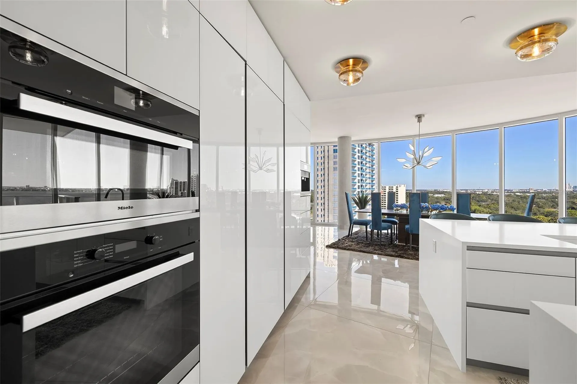 2900 W Bay To Bay Boulevard Tampa FL 33629