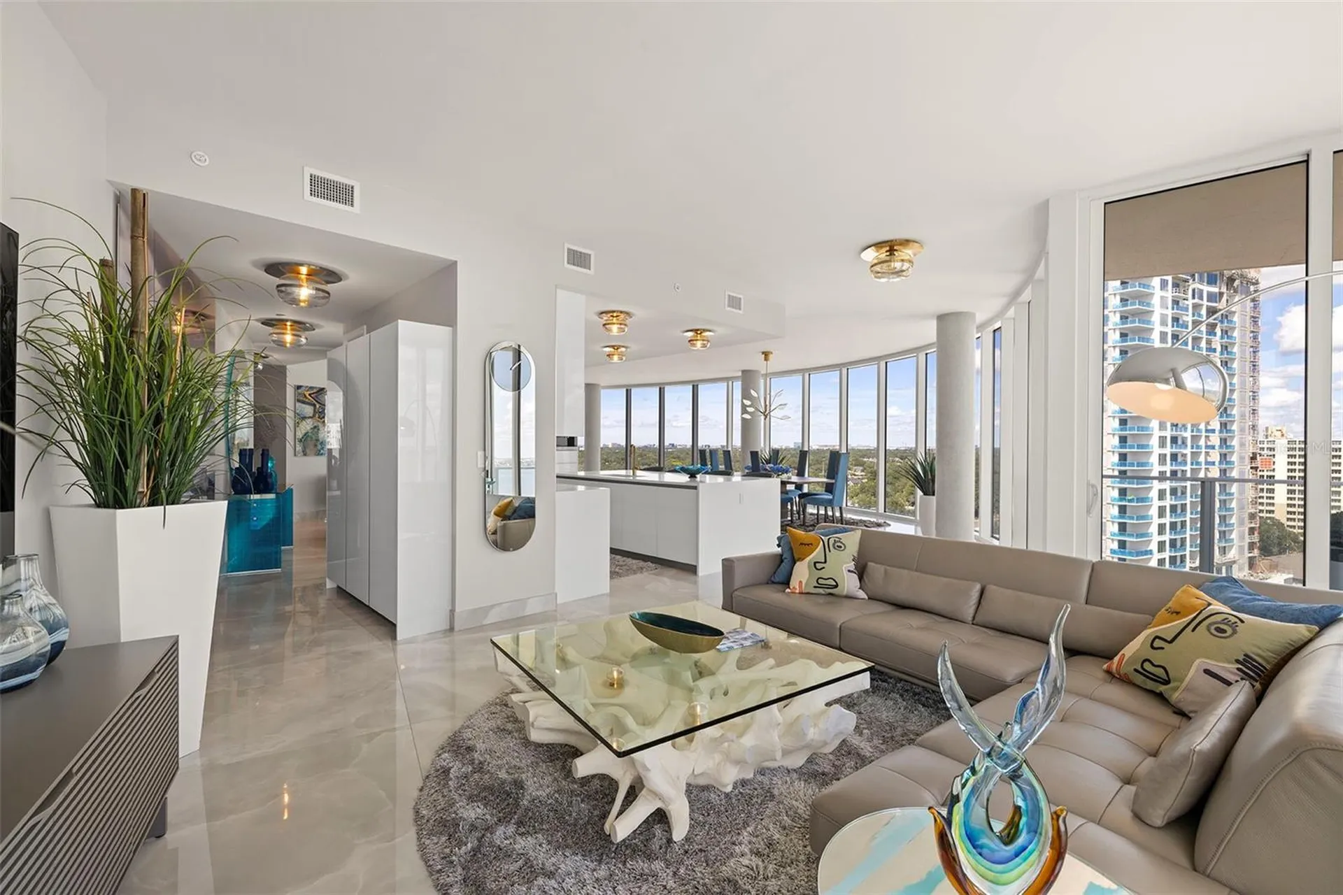 2900 W Bay To Bay Boulevard Tampa FL 33629