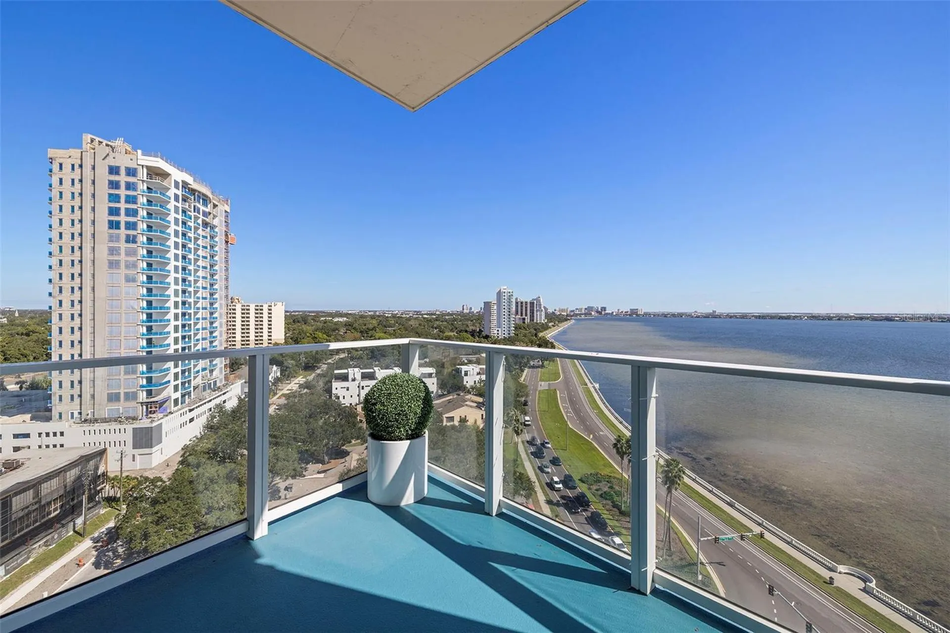 2900 W Bay To Bay Boulevard Tampa FL 33629