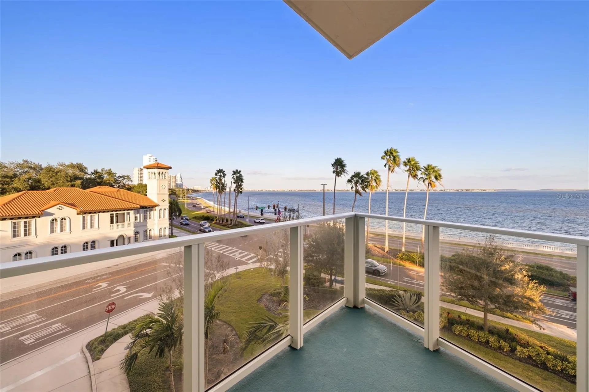 2900 W Bay To Bay Boulevard Tampa FL 33629