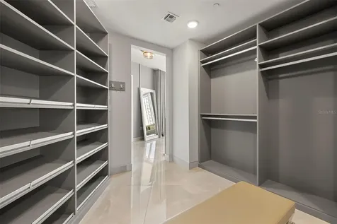 2900 W Bay To Bay Boulevard Tampa FL 33629