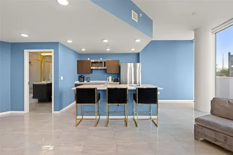 2900 W Bay To Bay Boulevard Tampa FL 33629