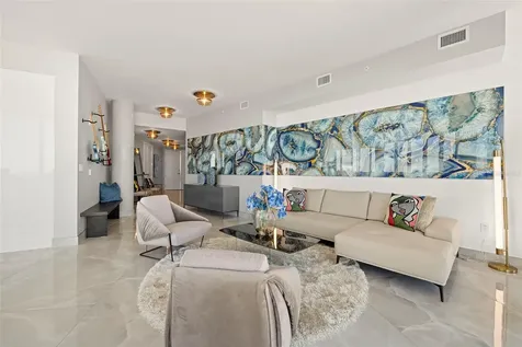 2900 W Bay To Bay Boulevard Tampa FL 33629