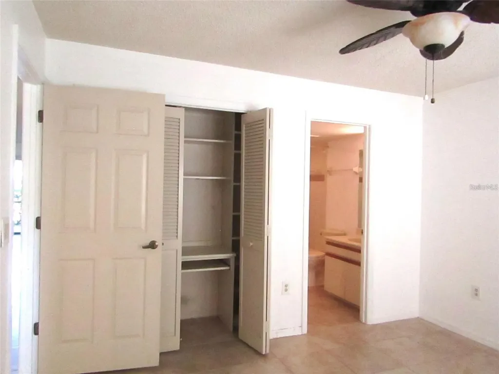 4434 Weybridge Sarasota FL 34235