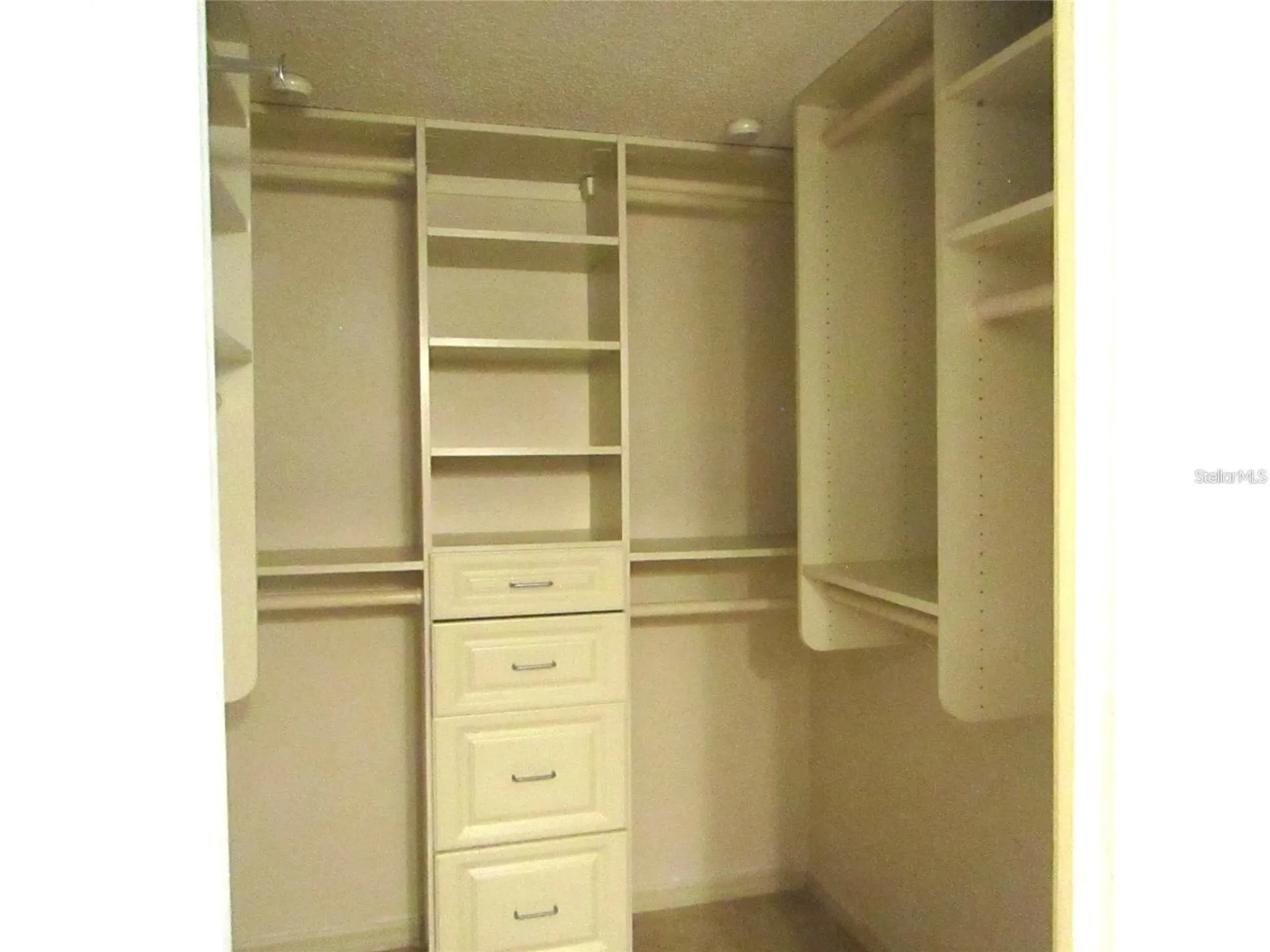 4434 Weybridge Sarasota FL 34235