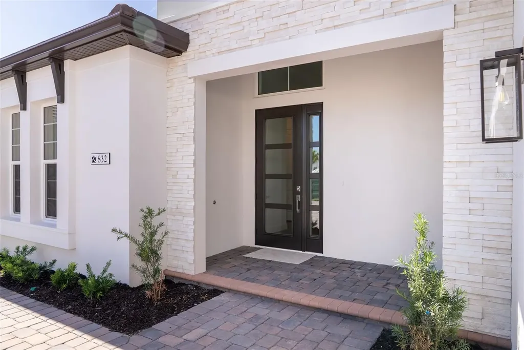 832 Blue Shell Loop Sarasota FL 34240