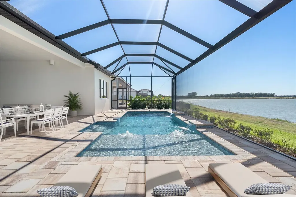 832 Blue Shell Loop Sarasota FL 34240