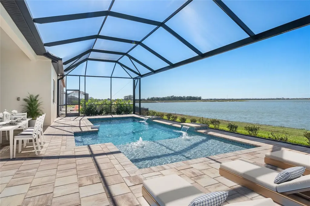 832 Blue Shell Loop Sarasota FL 34240