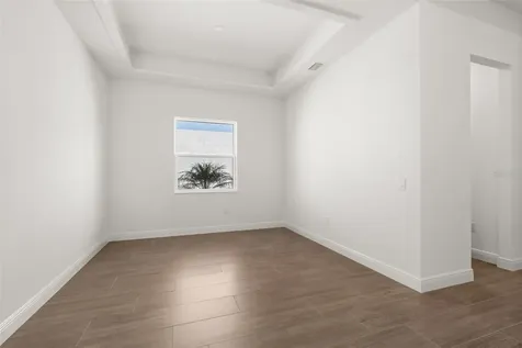 832 Blue Shell Loop Sarasota FL 34240