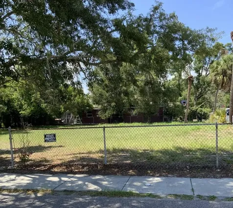 4504 N Troy Street Tampa FL 33610