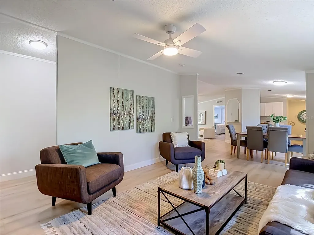 6106 Nundy Avenue Gibsonton FL 33534
