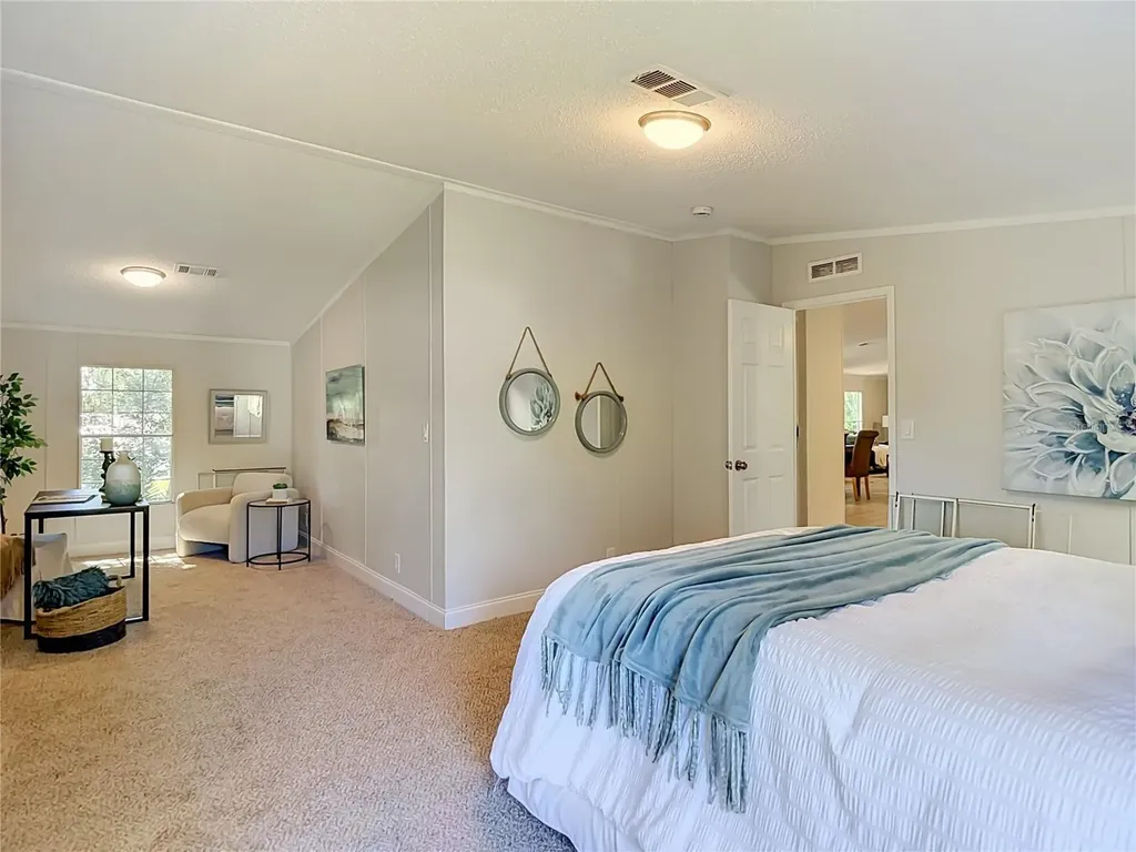 6106 Nundy Avenue Gibsonton FL 33534