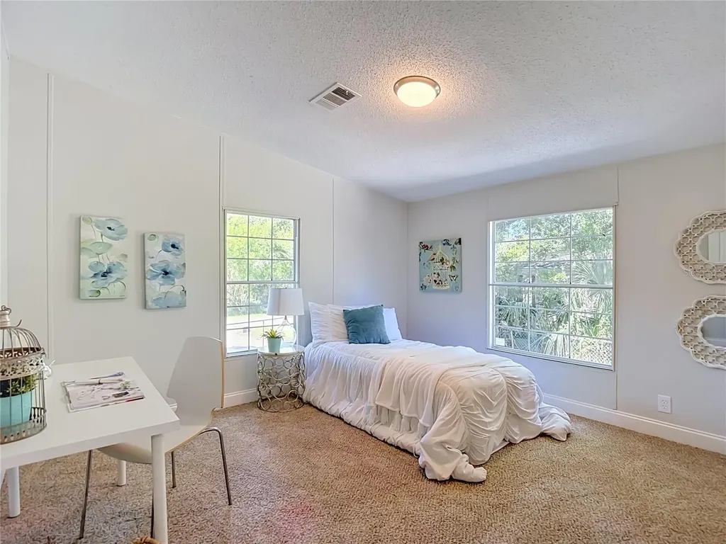 6106 Nundy Avenue Gibsonton FL 33534