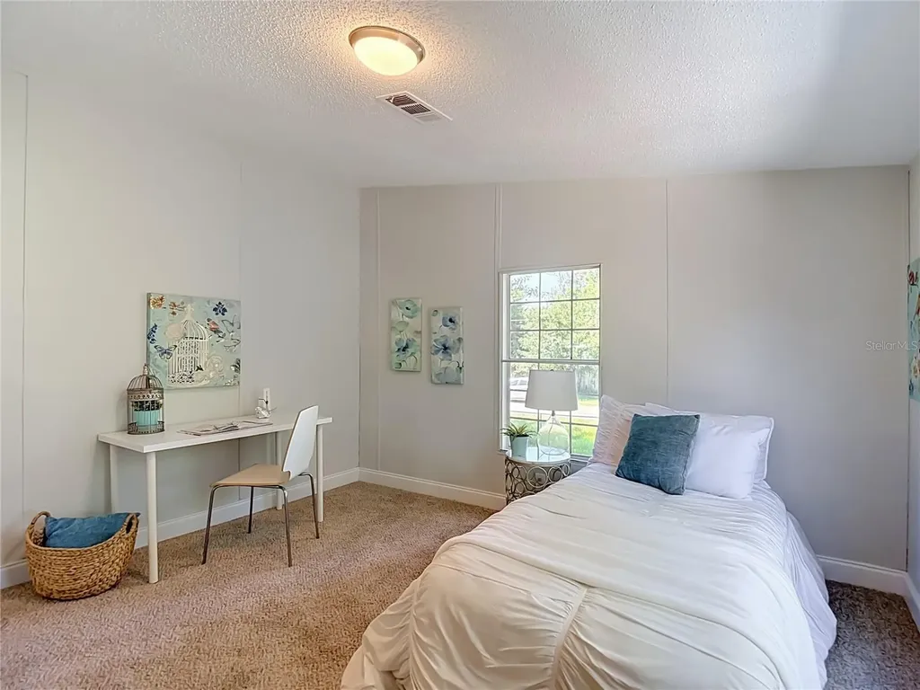 6106 Nundy Avenue Gibsonton FL 33534