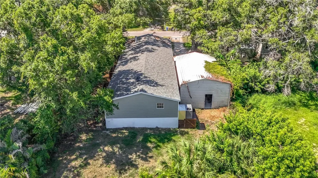 6106 Nundy Avenue Gibsonton FL 33534