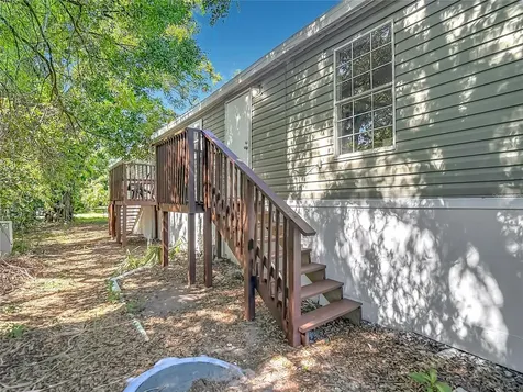 6106 Nundy Avenue Gibsonton FL 33534