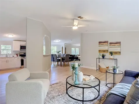 6106 Nundy Avenue Gibsonton FL 33534