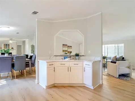 6106 Nundy Avenue Gibsonton FL 33534
