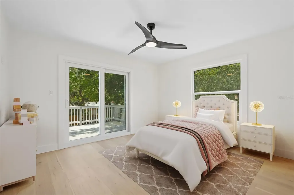2655 Bay Street Sarasota FL 34237