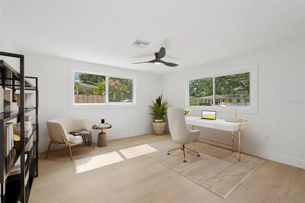 2655 Bay Street Sarasota FL 34237