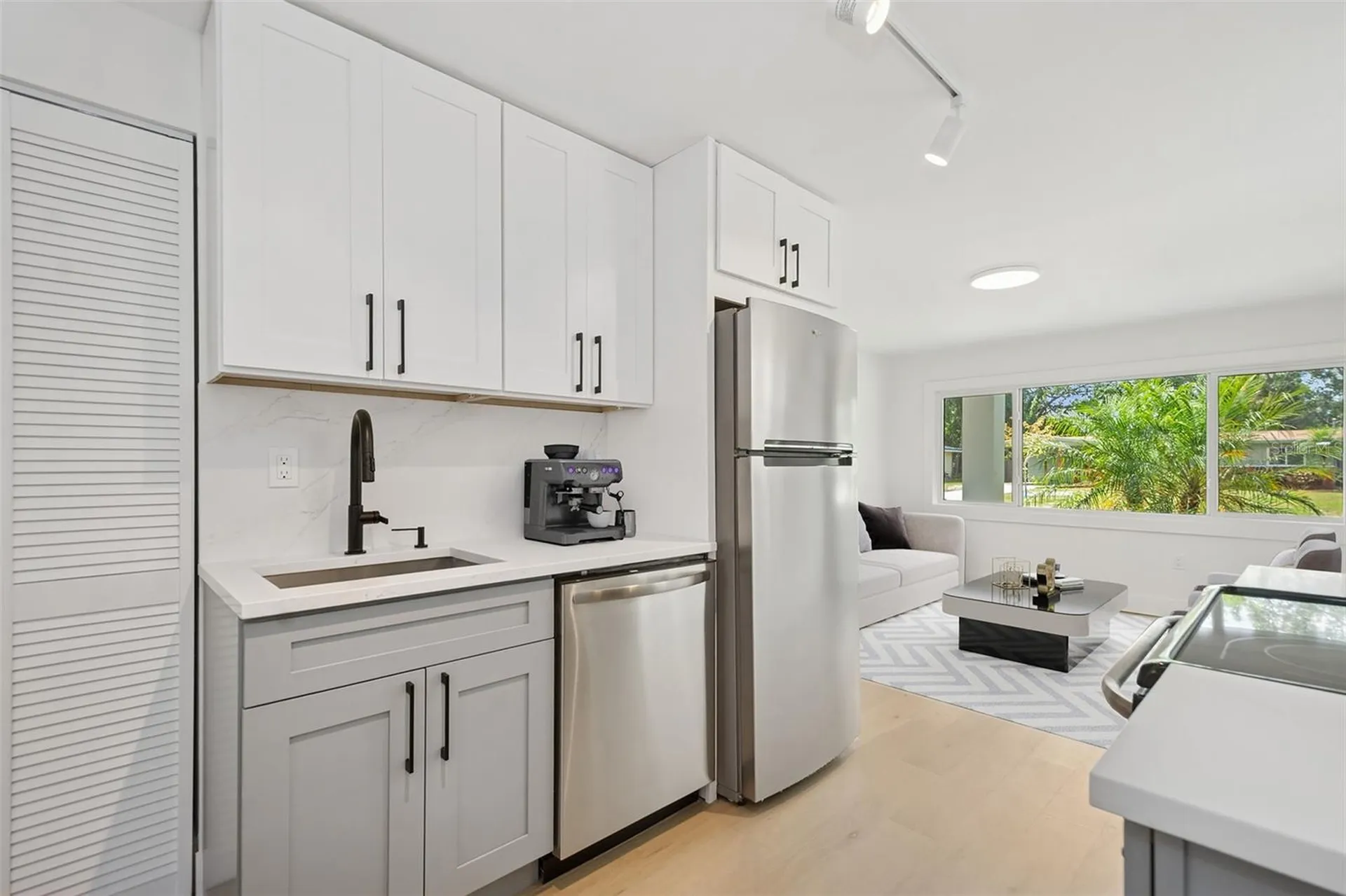 2655 Bay Street Sarasota FL 34237
