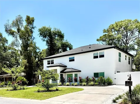 2655 Bay Street Sarasota FL 34237