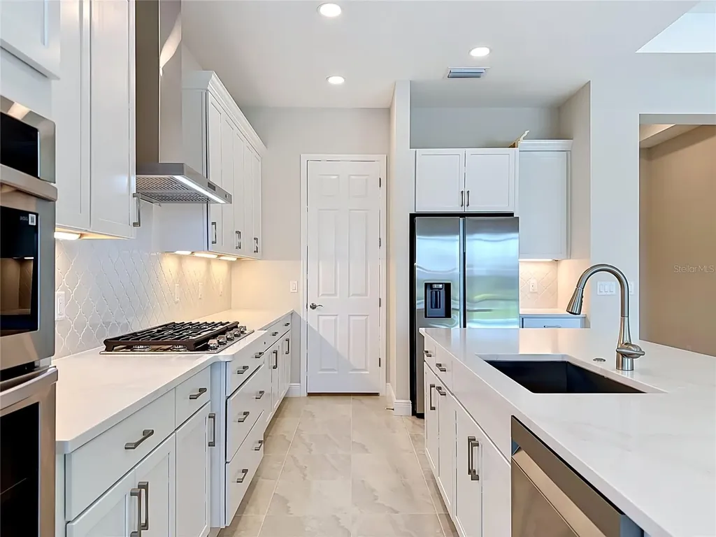 239 Monet Trail Bradenton FL 34212