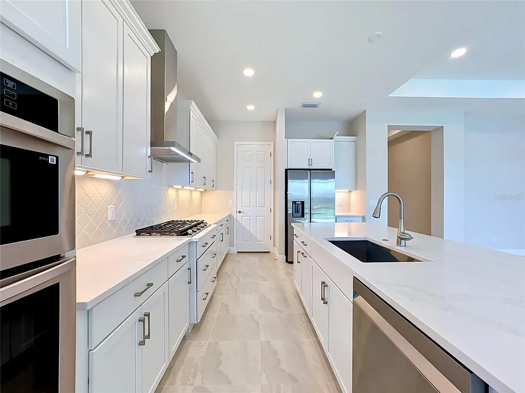 239 Monet Trail Bradenton FL 34212