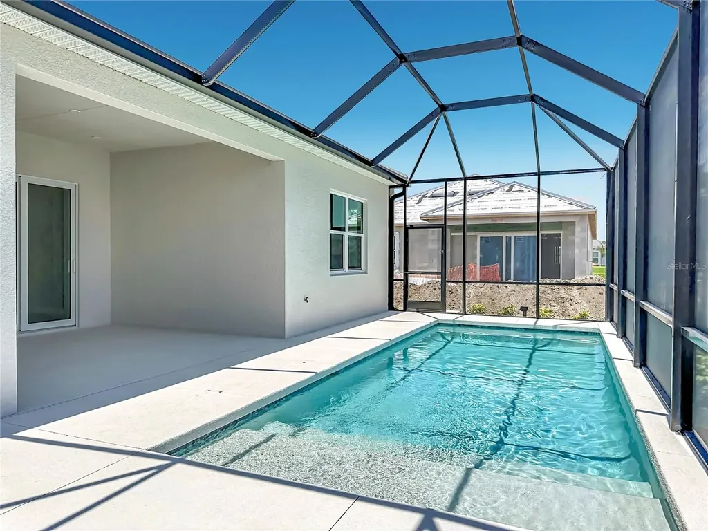 239 Monet Trail Bradenton FL 34212