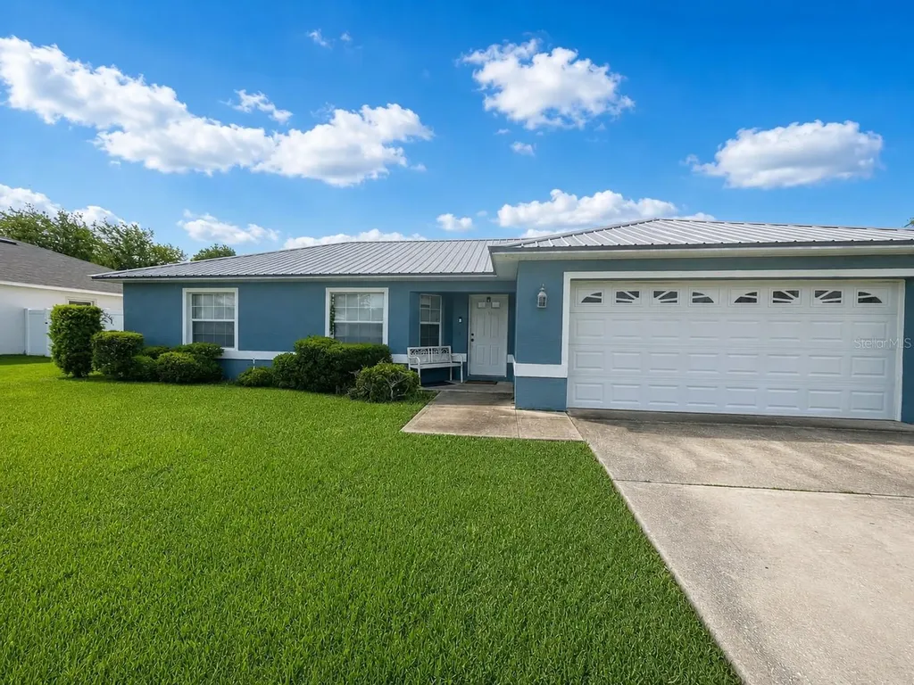 19 Roxbury Lane Palm Coast FL 32164