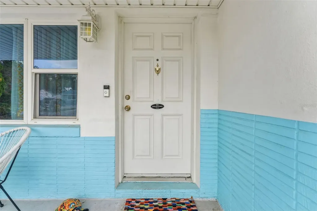 2111 W Minnehaha Street Tampa FL 33604