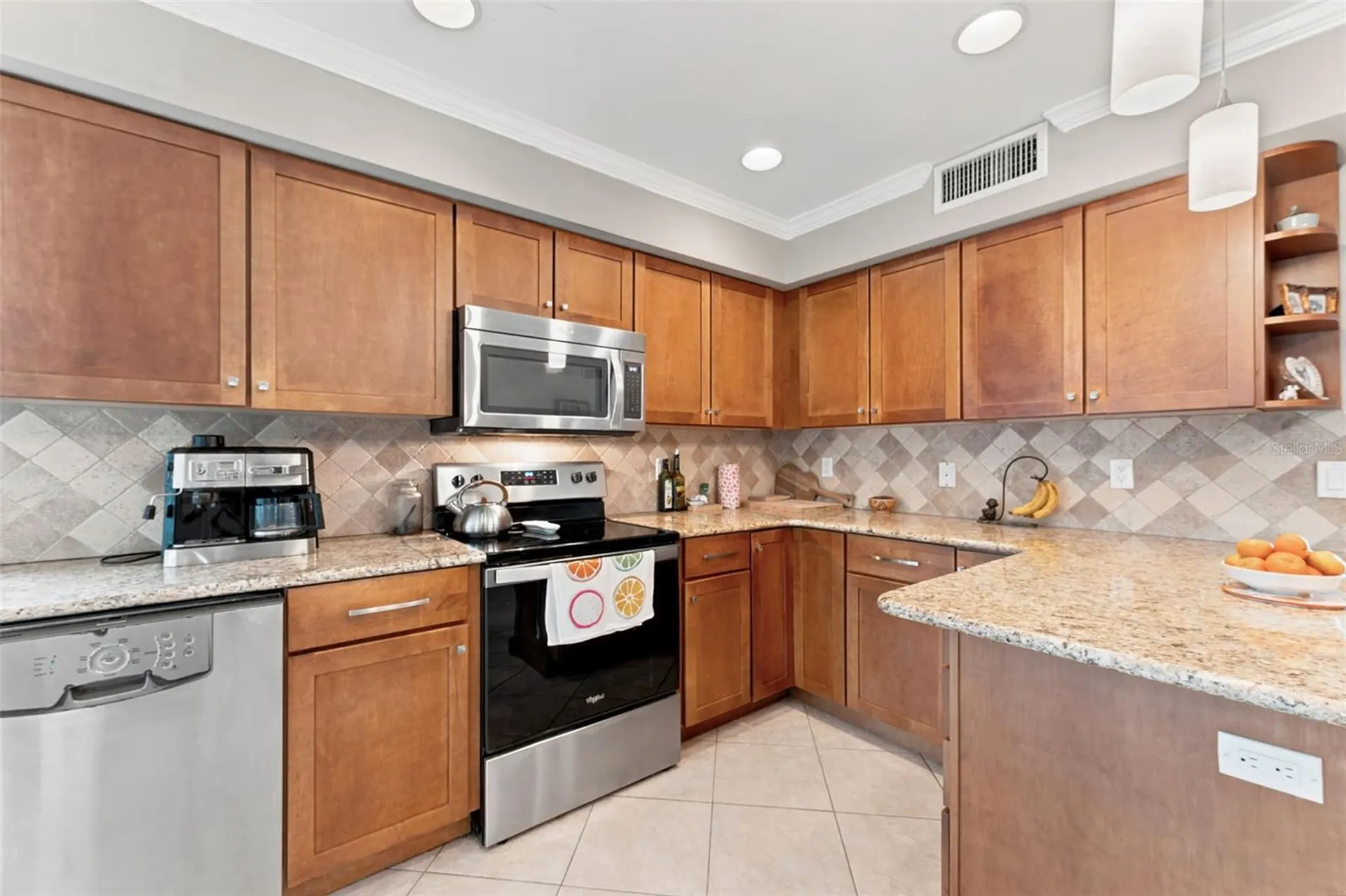 2111 W Minnehaha Street Tampa FL 33604