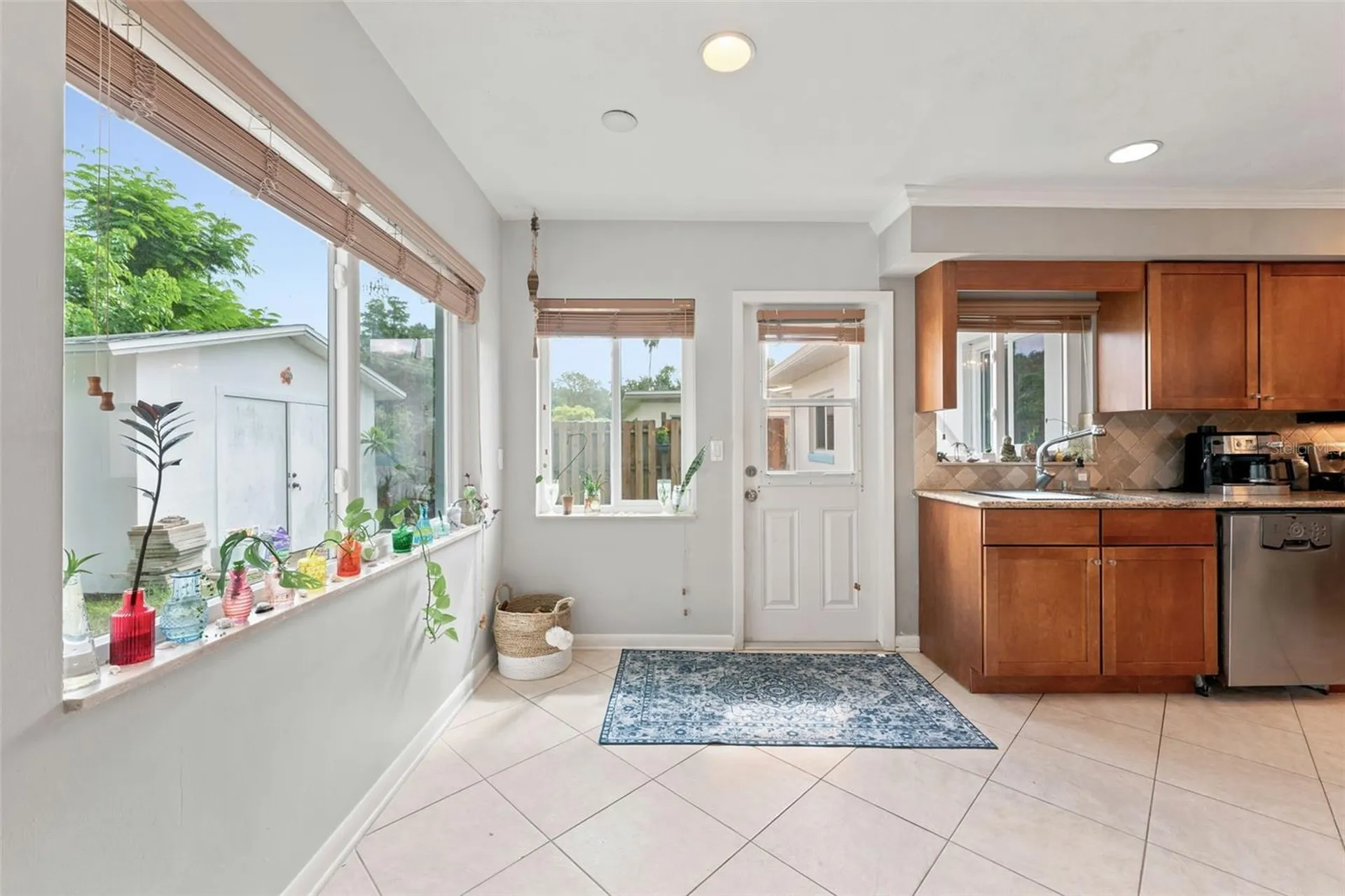 2111 W Minnehaha Street Tampa FL 33604