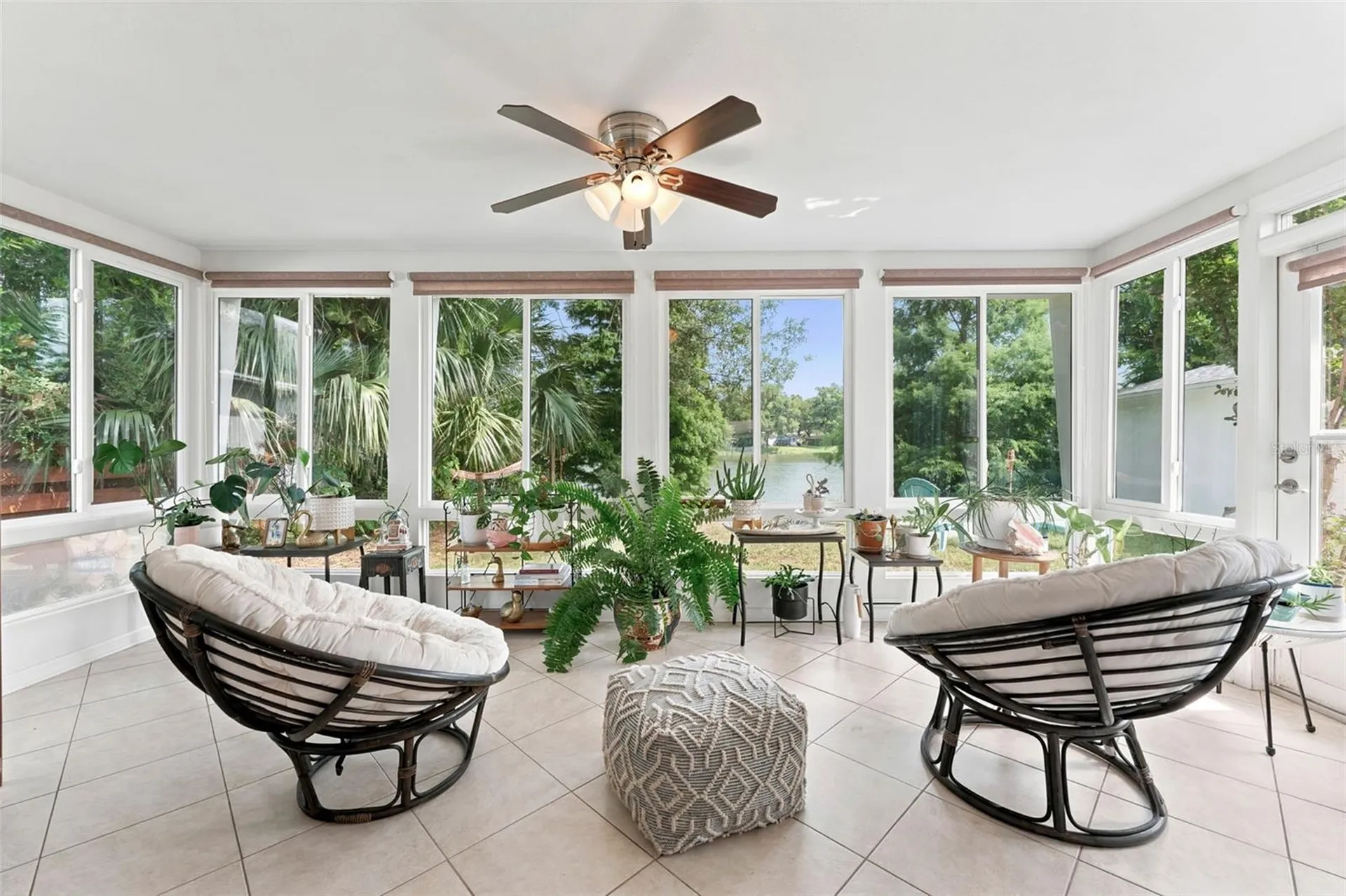 2111 W Minnehaha Street Tampa FL 33604